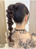 編み下ろしふわポニー