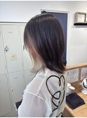 イヤリングカラー×ミルクティーカラー