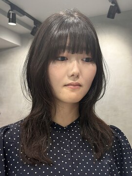 シャルムバイケンジ(Charm.by KENJE) 【 銀座/レイヤー 】ハッシュカット/ミディアムレイヤー/小顔