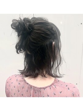 アンジェリカ 鹿児島中央タワー店(ANGELICA) ANGELICA【篠原ひとみ】 暗色アッシュグレージュ×ハーフアップ