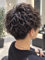 ポルテバイネオリーブ(Porte by neolive)&nbsp;オシャレメンズの中で話題の波打ちパーマ