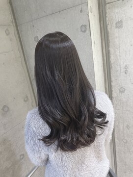 リビンバイアフロート(Livin by afloat) ブリーチなし　アイスグレージュ　おおたかの森