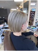 切りっぱなしボブ