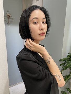 トゥーリ 薬院店(tuuli) tuuli miyu 黒髪ミニボブ/縮毛矯正/切りっぱなしボブ
