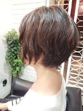 ヘア ケア ディエイチケー(HAIR CARE DHK) 大人可愛い小顔ショートボブ
