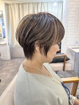 トッカ ヘアアンドトリートメント 難波店 小顔似合わせカット愛されクールショート20代/30代40代50代/難波