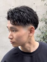 イズバイフィフス(is by fifth) ビジネスショートツイストスパイラルパーマフェード刈り上げ★