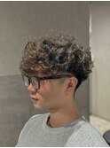 強めスペインカールスパイラルパーマバロックパーマツーブロック