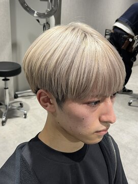 テクト バイアッシュ 吉祥寺店(Tect by Ash) 王道刈り上げマッシュ2ブリーチホワイトミルクティーベージュ