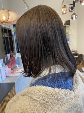 ボレロ ヘアーアンドライフサロン(volero hair life salon) アッシュグレー