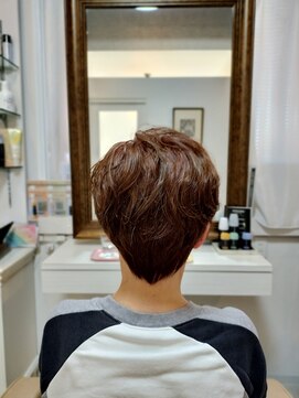 レヴィア 神栖店(revia) ～ふんわりパーマで絶壁カバー～