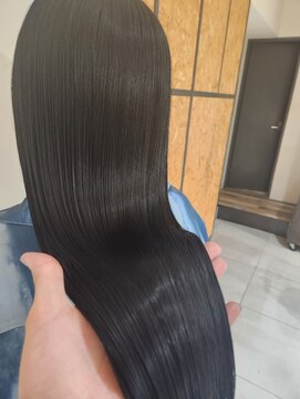 ネオリーブルノン 日吉(Neolive Runon) 髪質改善トリートメントつやストレート美髪おさまりヘア日吉