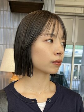 ノード(NODE) 栄垢抜け切りっぱなしシルエットボブヘア オリーブグレージュ