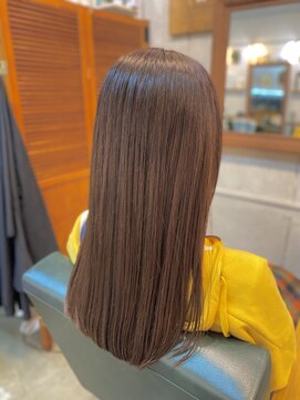 アイノベル(‘Inovel’) カット＋ケアカラー＋oggiottoトリートメント