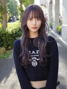 ウィリートーキョー 渋谷(WELLY TOKYO) 20代、30代おとなの上品なラベンダーグレーレイヤーカット