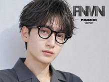 柔らかな質感と自然な毛流れが魅力のナチュラルマッシュスタイル