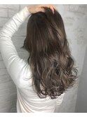 大人かわいい抜け感ロングベージュカラー！池袋美容室misaki