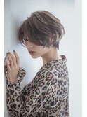 クラゲヘアー/小顔に見せるヘア/ココアベージュ/ショート/八乙女