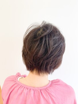 ユッカ エルア 武庫之荘南口(YUCCA elua) 【elua 角床】大人可愛いショート