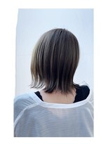 カーサインフィニテイ Hair Design caRsa INFINITY 外はねロブ