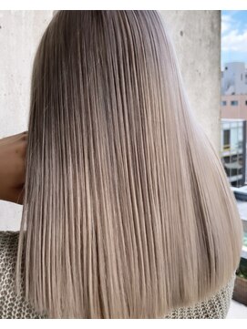 リグフクオカ(L.I.G fukuoka) 【L.I.G fukuoka】ケアブリーチ×ホワイトベージュ