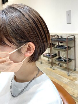 ネオリーブエム(Neolive em;) 耳掛けショート☆