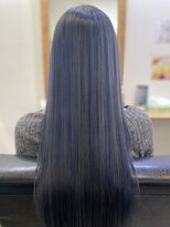 ラビス クローバー(Lovis clover)&nbsp;ブルーアッシュ　イメチェン　モードヘア　ダークアッシュ