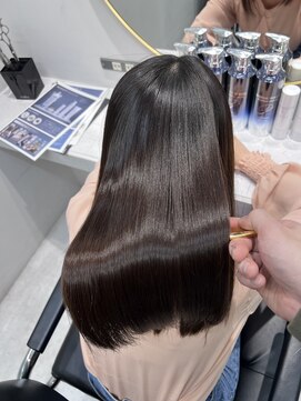 トランス(TRUNS) 髪質改善ULTOWAトリートメント