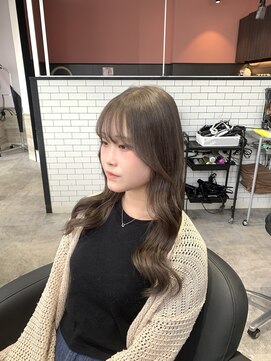 リーオオサカ(Lee Osaka) フォギーグレージュ×韓国風スタイル