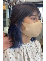 ナチュラル ヘアーデザイニング(Natural hair designing) インナーカラー　ブルーシルバー
