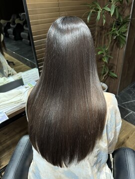 ヘアメイク シュシュ(Hair make chou chou) 艶髪ロング/髪質改善/縮毛矯正/白髪ぼかし/白髪染め
