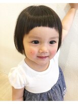 サロン ド ユーア(salon de yuua) 女の子 キッズ 子供カット ラウンドぱっつん前髪 ミニボブ