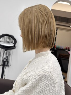 シーバイラヴィズム けやき通り2号店(Sea by LUVISM) 切りっぱなしボブ