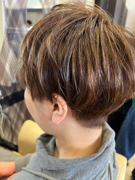 大人ショート×ナチュラルブラウンカラー