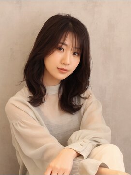 美容室 ファクト(fact) 【艶感★セミロング】韓国ヘアくびれ大人可愛い外ハネミディ