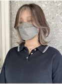 フェイスフレーミングインナーカラーボブ長めグレージュ黒髪30代