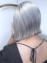 ブレイズヘアー(BLAZEhair) 【ハイトーンボブ】ホワイトシルバー×ブリーチ3回
