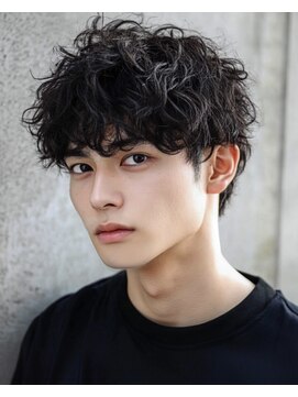 ハム 立川(hum) サーフカール/刈り上げセンターパート/フェザーパーマ[立川]