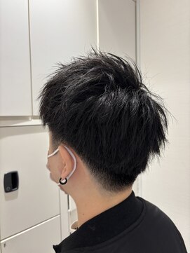 ケンジ 平塚 アネッタ(KENJE annetta) 刈り上げマッシュショート