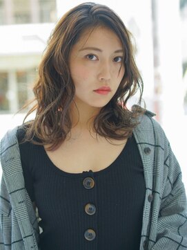 ヘアーループレル(Hair ruup Rell design works) インナーカラー の柔らかアッシュベージュ