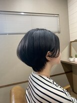 シアンヘアデザイン(cyan hair design)&nbsp;前髪長めの耳掛けえりあしスッキリのショートボブ！