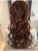 愛され　大人かわいい　ハーフアップ　こなれ感　甘め　色気
