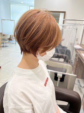 アッシュ 豊田店(Ash) 横顔美人×丸みショートボブ