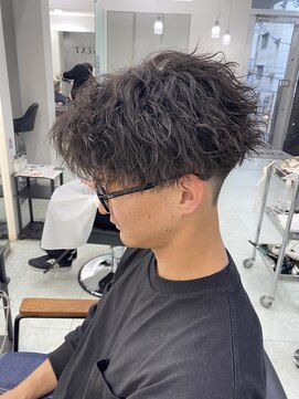 ネクストネオ 静岡(NEXT NEO) NEXT静岡NEO【櫻田】2回転アップバングツイストスパイラルパーマ