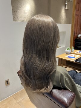 アマレット(Amaretto) シルバーグレージュ