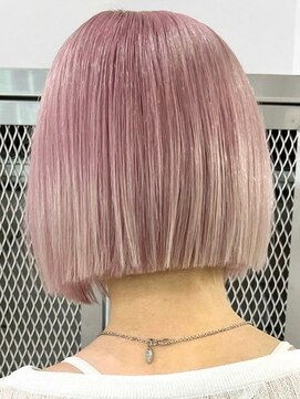 ウィコ 新宿(WICO) ホワイトピンク☆[新宿駅/デザインカラー/シルキーベージュ]