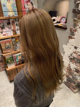 ビューティーマーケット アングゥ イオンモール名取(BEAUTY MARKET ungu) オリーブベージュカラー