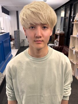 ナービス(NARVIS) メンズ/マッシュショート/アッシュブロンド/水舟担当