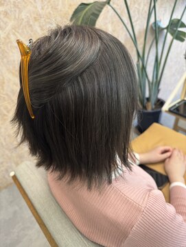 ブローチェラウカ(Broche lauka) オリーブグレージュ（ブリーチ一回）