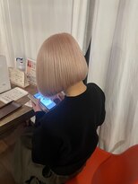 ココロヘアー マド(Cocolo hair MADO) ダブルカラーボブカットホワイトピンク